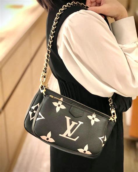 Na Bolsa Da Louis Vuitton 